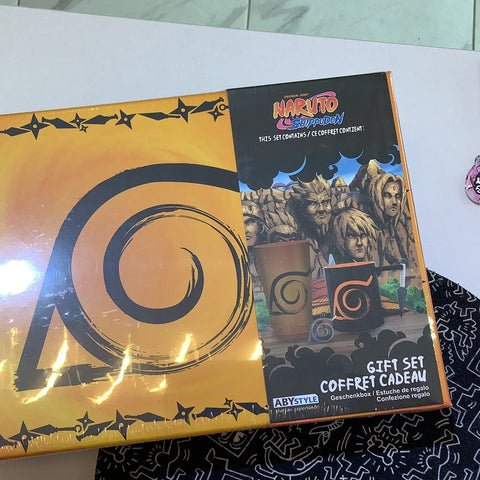 Naruto Mega Box Premium Gift Set