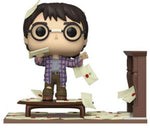 Funko Pop! Deluxe: Harry Potter - Harry Potter with Hogwarts Letters - Funko.com Exclusive
